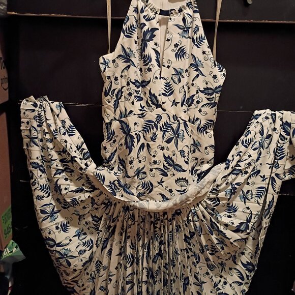 Shoshanna dress with pleats and a double halter neck - Picture 1 of 10